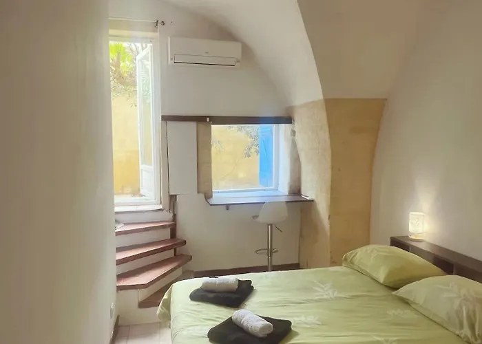 Port Marianne Atypique Et Insolite - Maconciergerie34